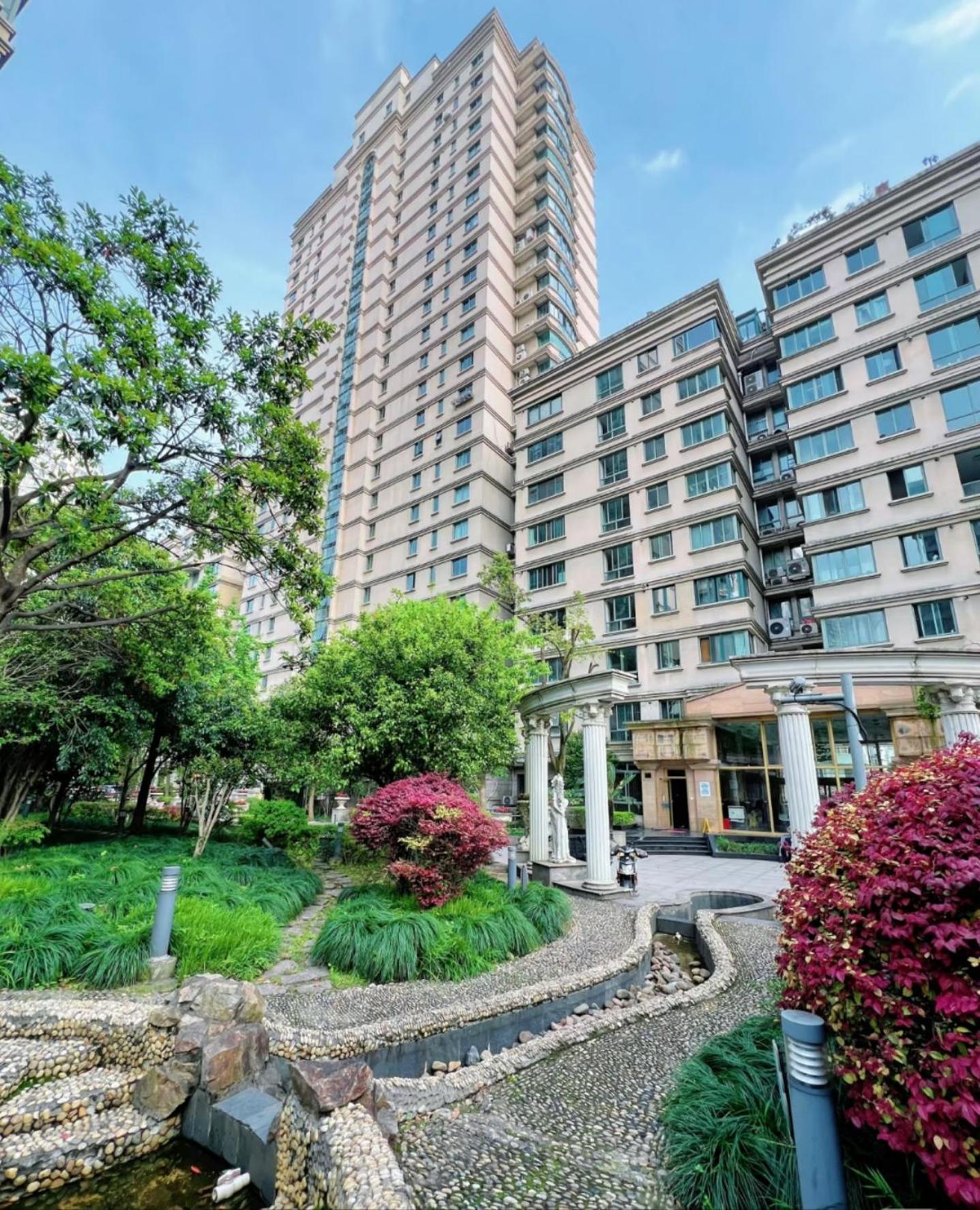 Apartment Eastern Hub - Xintiandi Branch French Romance People's Square Huaihai Road Bund Fuxing Jiayuan Big Three Shanghai